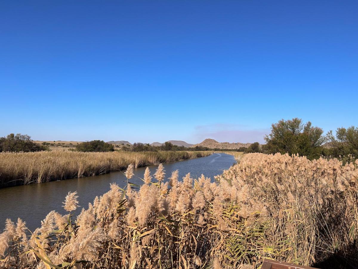 Tzamenkomst River Lodge Colesberg Bilik gambar